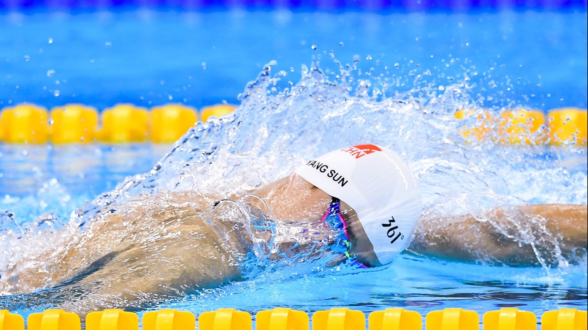 青少年体育运动参与中的家长支持作用,青少年参加体育运动有哪些作用